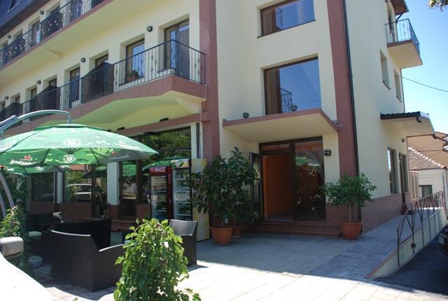 Hotel Coliseum Calafat Exteriör bild
