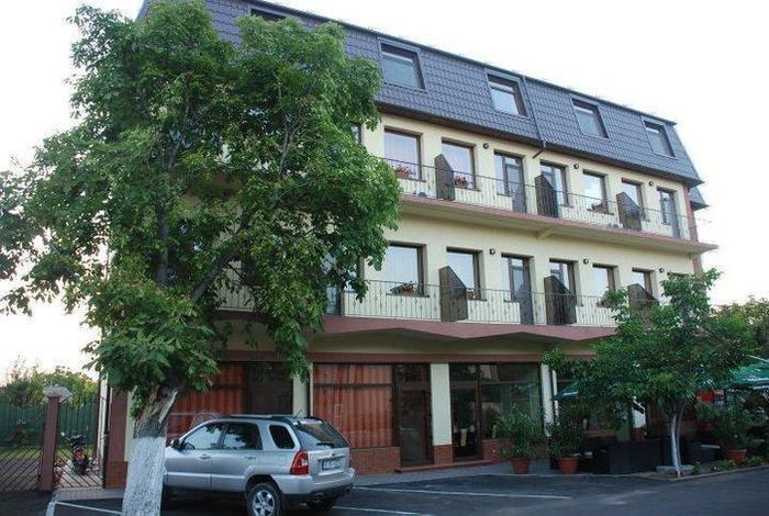 Hotel Coliseum Calafat Exteriör bild